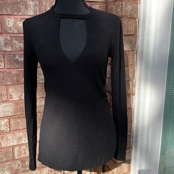 NWT Urban Outfitters Project Social T, Black Cut out Neck Sweater Size XS - Picture 6 of 11